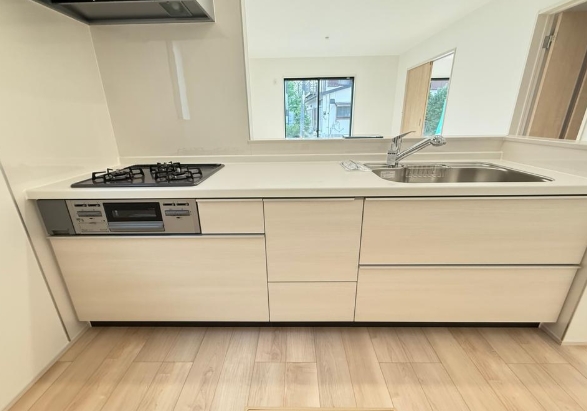 相模原市中央区上溝の新築戸建てのキッチンの写真