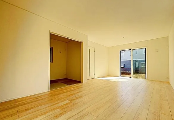 相模原市中央区上溝の新築戸建て2号棟のリビングの写真