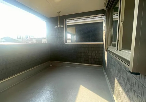 相模原市中央区上溝の新築戸建て3号棟のバルコニーの写真