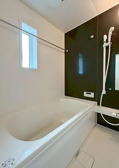 相模原市中央区共和3丁目の新築戸建て1号棟のバスルームの写真