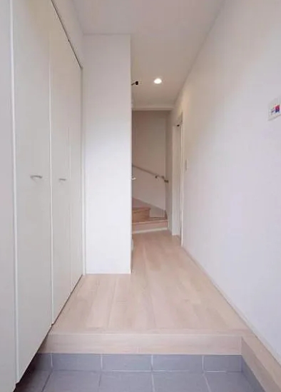相模原市中央区共和3丁目の新築戸建て10号棟の廊下の写真