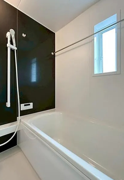 相模原市中央区共和3丁目の新築戸建て3号棟のバスルームの写真