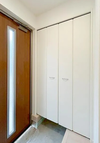 相模原市中央区共和3丁目の新築戸建て3号棟の玄関の写真