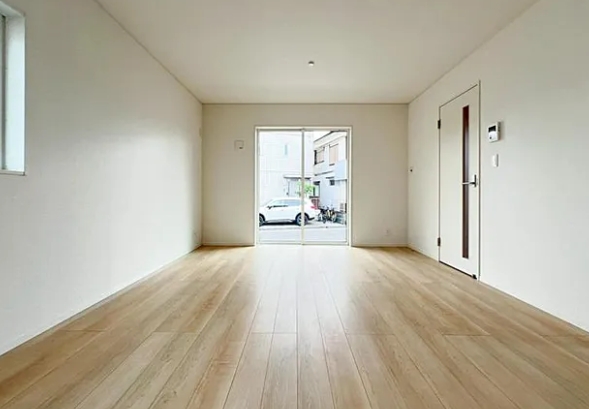 相模原市中央区共和3丁目の新築戸建て5号棟のリビングの写真