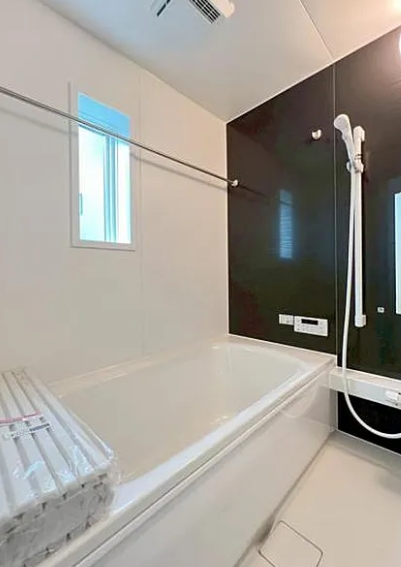 相模原市中央区共和3丁目の新築戸建て6号棟のバスルームの写真