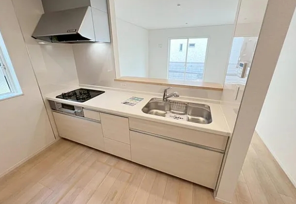 相模原市中央区共和3丁目の新築戸建て6号棟のキッチンの写真