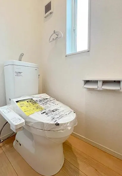 相模原市中央区共和3丁目の新築戸建て6号棟のトイレ1Fの写真