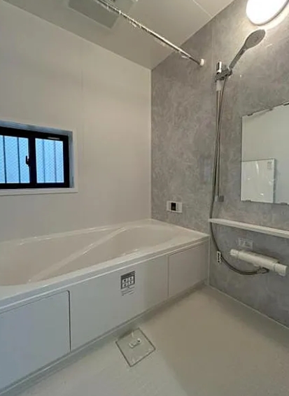 相模原市中央区横山3丁目の新築戸建てC号棟のバスルームの写真