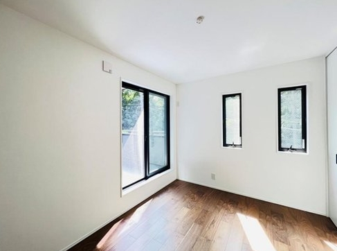 相模原市中央区陽光台4丁目の新築戸建ての洋室2の写真