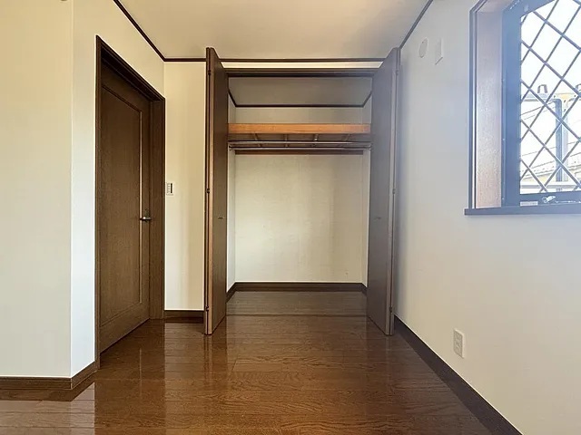 相模原市緑区相原5丁目の中古戸建ての収納の写真