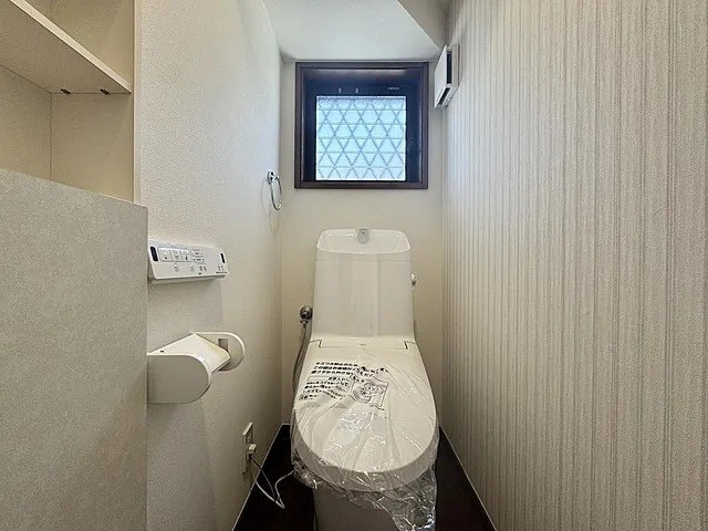 相模原市緑区相原5丁目の中古戸建てのトイレの写真
