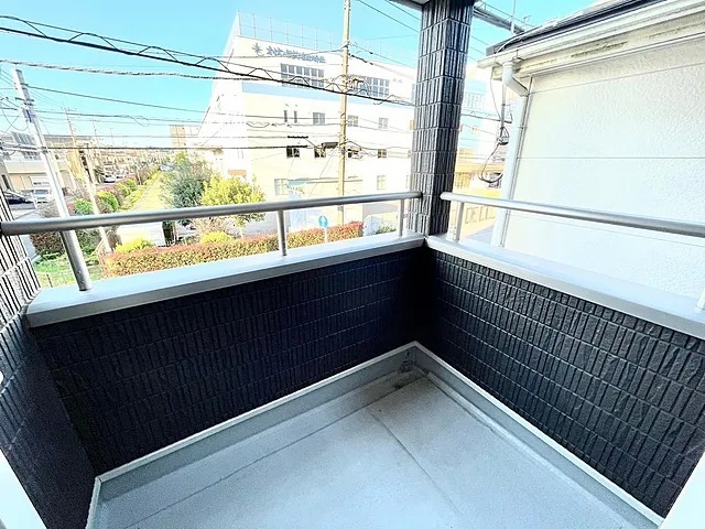 相模原市緑区西橋本4丁目の中古戸建てのバルコニー2の写真