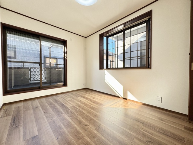 相模原市緑区大山町の中古戸建ての洋室2の写真