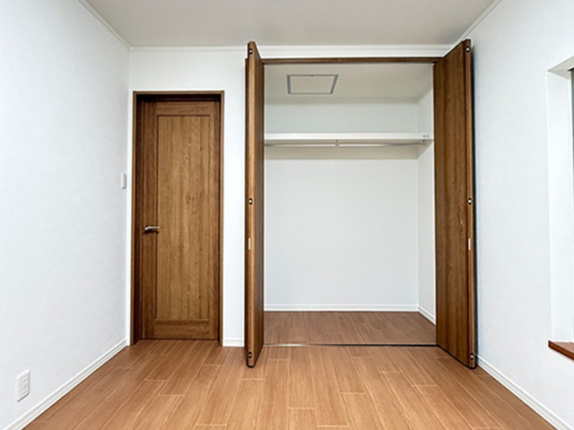 相模原市緑区下九沢の中古戸建ての収納の写真