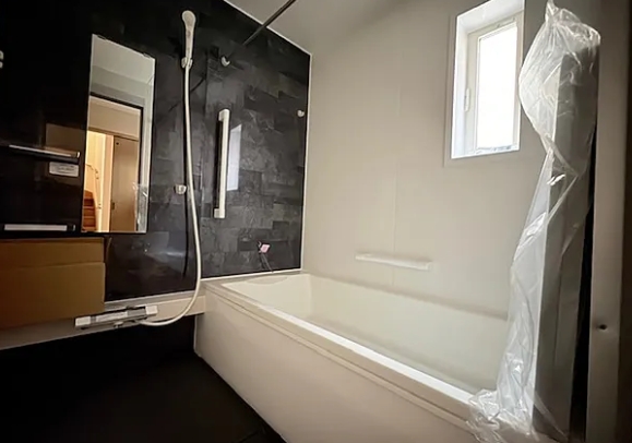 相模原市緑区城山1丁目の新築戸建て2号棟のバスルームの写真