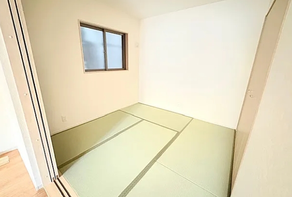 相模原市緑区城山1丁目の新築戸建て2号棟の和室の写真