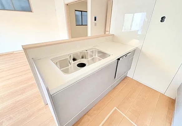 相模原市緑区城山1丁目の新築戸建て2号棟のキッチンの写真