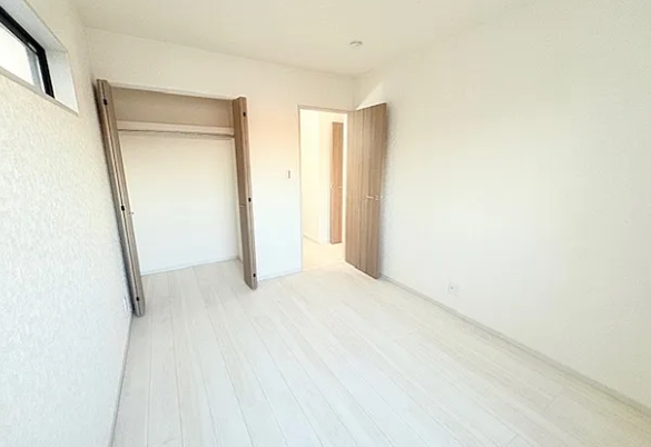 相模原市緑区城山1丁目の新築戸建て7号棟の洋室2の写真