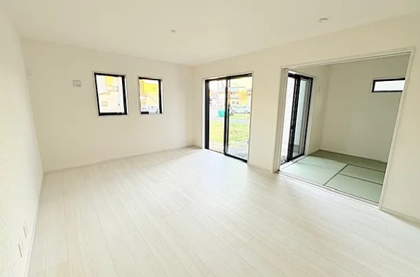 相模原市緑区城山1丁目の新築戸建て7号棟のリビングの写真