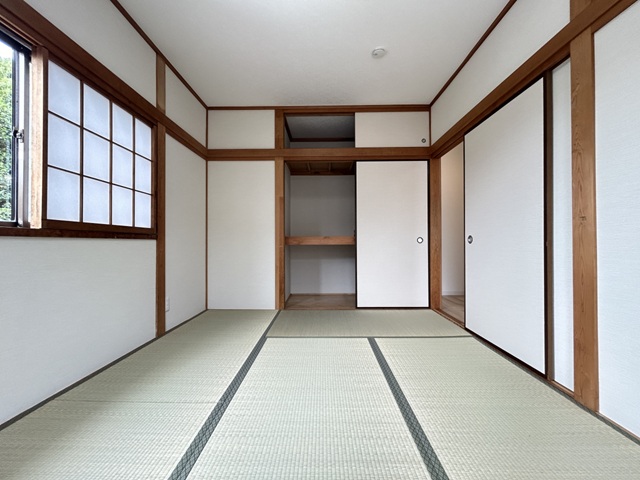 相模原市南区東大沼1丁目の中古戸建ての和室の写真