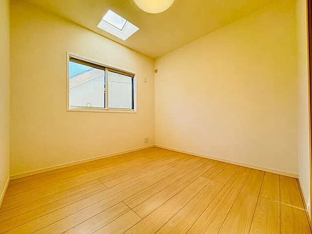 相模原市南区上鶴間2丁目の中古戸建ての洋室2の写真