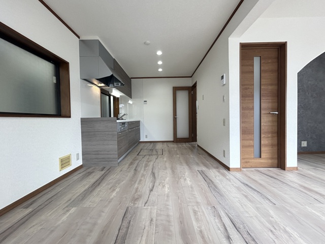 相模原市南区御園4丁目の中古戸建てのダイニングの写真