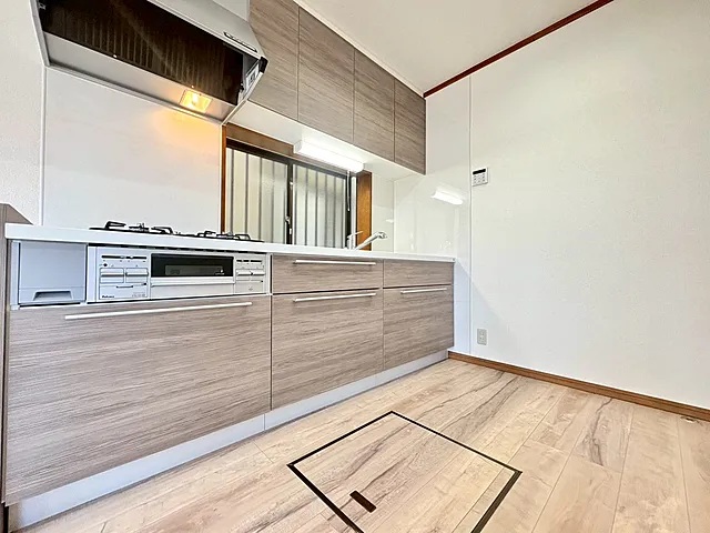 相模原市南区御園4丁目の中古戸建てのキッチンの写真