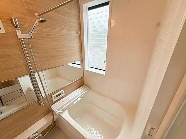 相模原市南区西大沼5丁目の中古戸建てのバスルームの写真