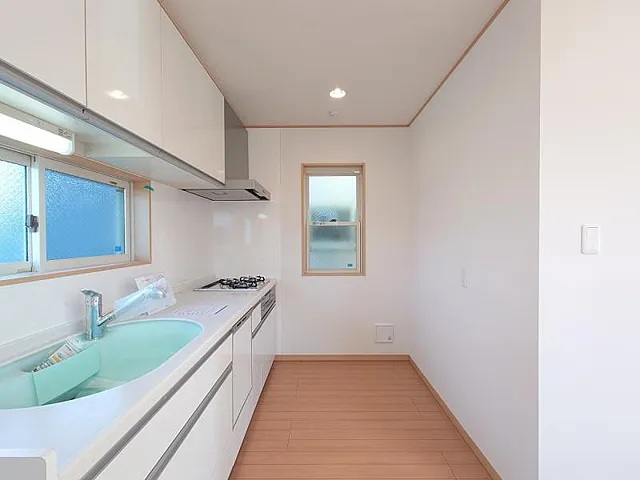 相模原市南区相模台7丁目の中古戸建てのキッチンの写真