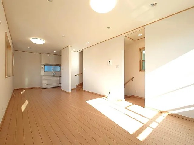 相模原市南区相模台7丁目の中古戸建てのリビングの写真