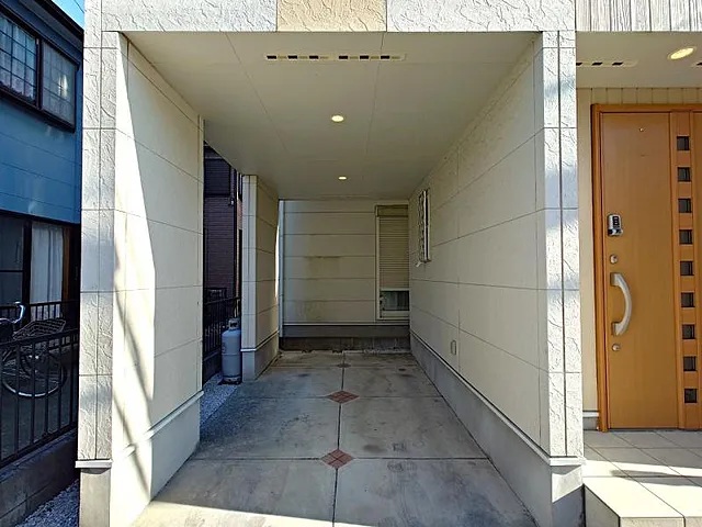 相模原市南区相模台7丁目の中古戸建てのビルトインガレージの写真