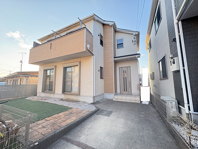 相模原市南区下溝の中古戸建ての外観の写真