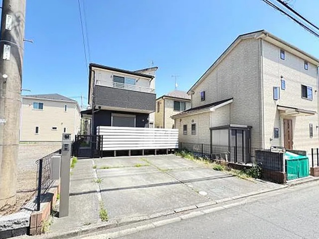 相模原市南区下溝の中古戸建ての外観2枚目の写真