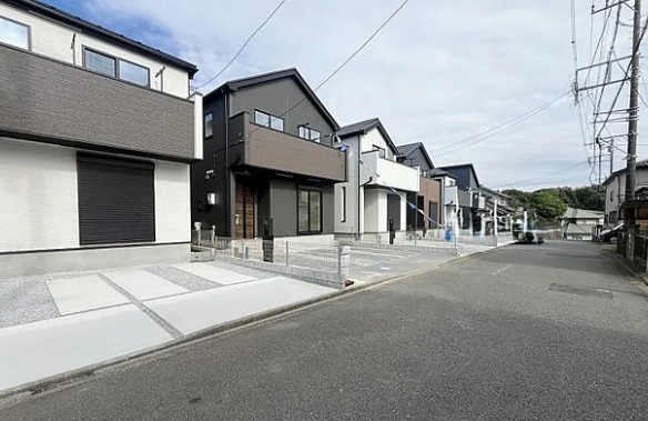 相模原市南区下溝の新築戸建て2号棟の外観の写真