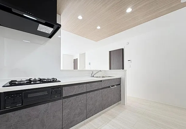 相模原市南区下溝の新築戸建て2号棟のキッチンの写真