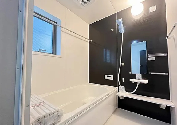 相模原市南区相南2丁目の新築戸建てのバスルームの写真