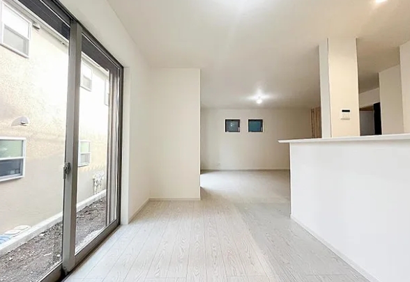 相模原市南区相南2丁目の新築戸建てのダイニングの写真