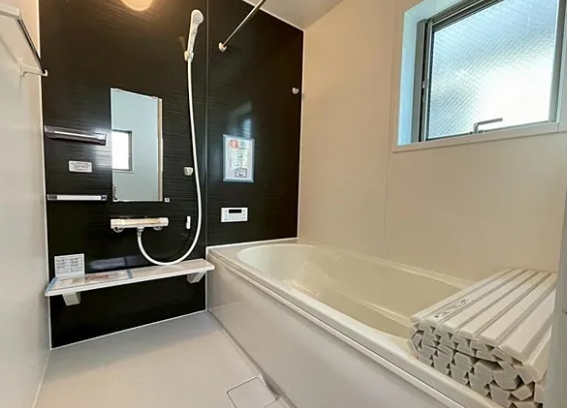 八王子市富士見町の新築戸建て1号棟のバスルーム