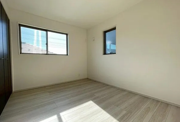 八王子市富士見町の新築戸建て2号棟の洋室2