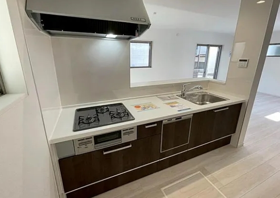 八王子市富士見町の新築戸建て2号棟のキッチン