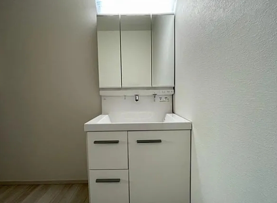 八王子市富士見町の新築戸建て2号棟の洗面化粧台