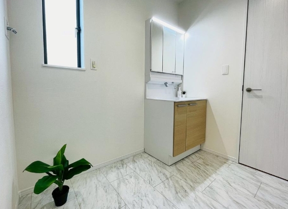 八王子市狭間町の新築戸建てA号棟の洗面化粧台