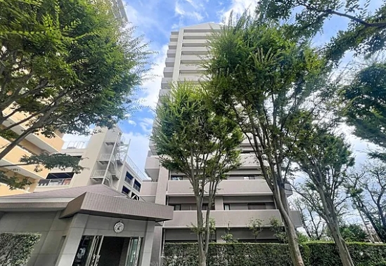 八王子市狭間町の中古マンションの外観の写真