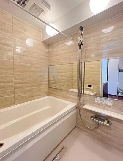 八王子市堀之内2丁目の中古マンションのバスルームの写真