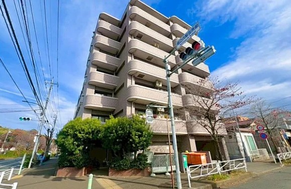 八王子市堀之内2丁目の中古マンションの外観の写真