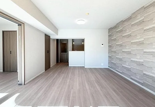 八王子市鹿島の中古マンションのダイニングの写真