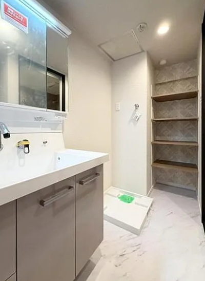 八王子市鹿島の中古マンションの洗濯機置場の写真