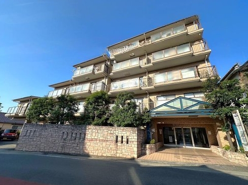 八王子市絹ケ丘1丁目の中古マンションの外観の写真