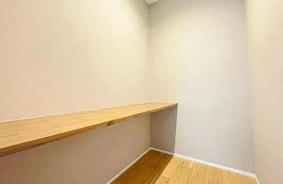 八王子市めじろ台3丁目の新築戸建てA号棟のスタディーカウンター