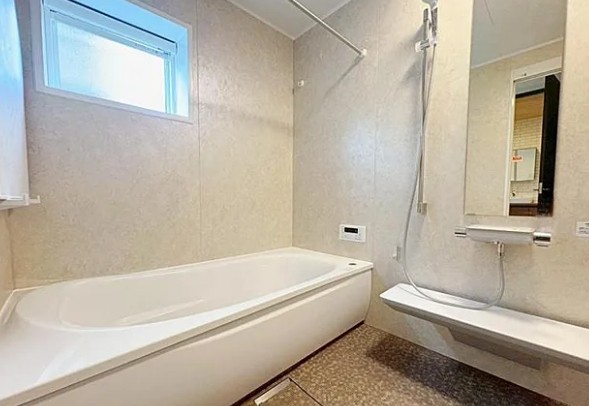 八王子市めじろ台3丁目の新築戸建てB号棟のバスルーム